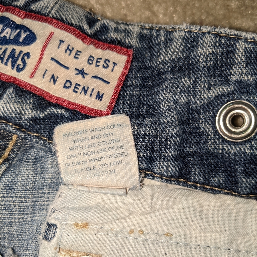 Old navy Jean shorts - Picture 14 of 16